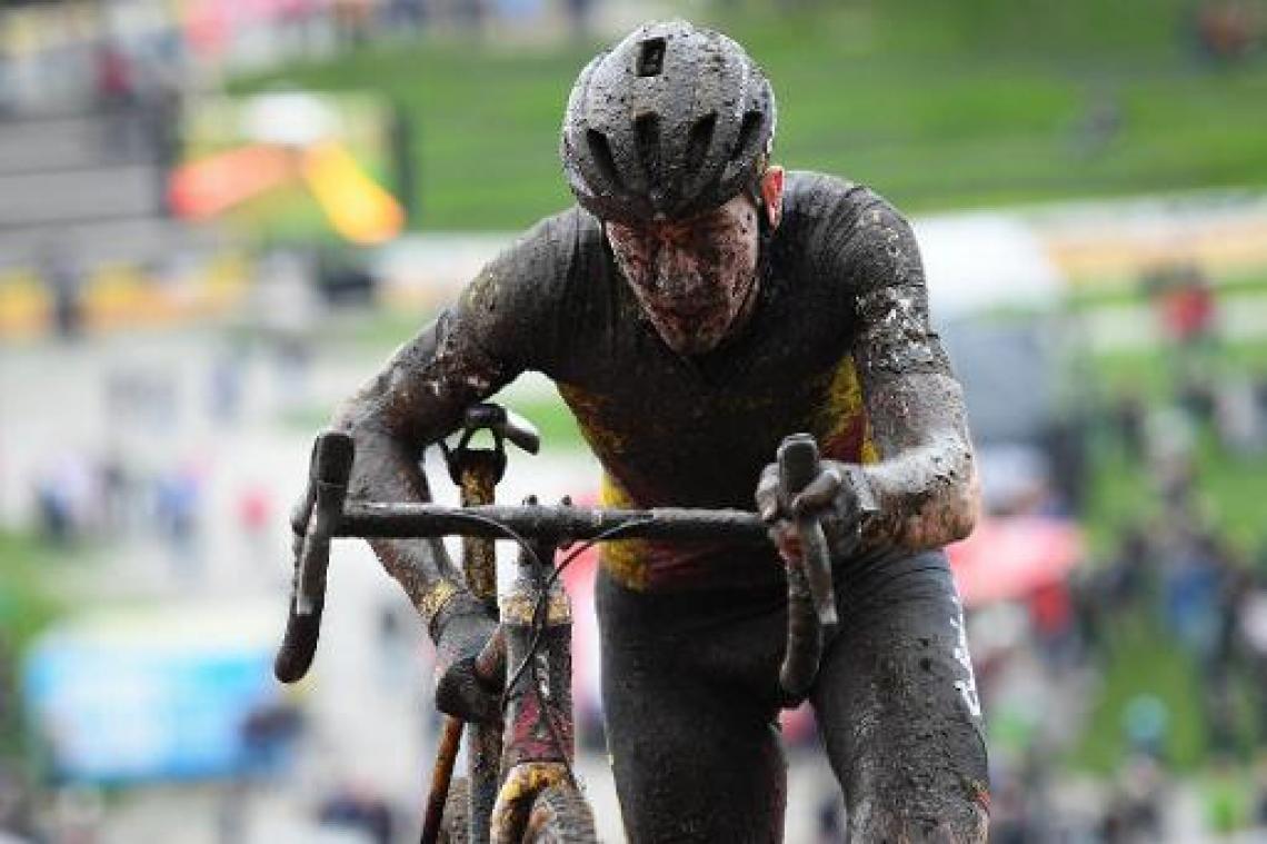 Superprestige Boom - Aerts pakt dan toch de bloemen: "Twijfels zijn weg"