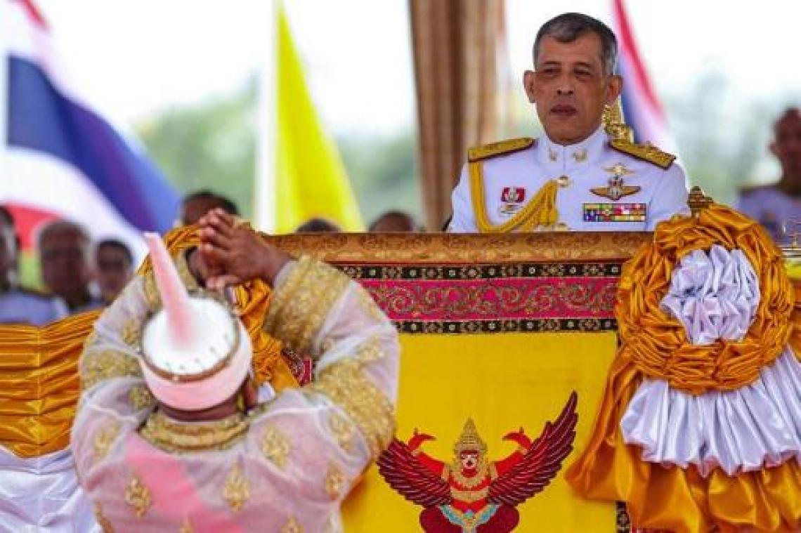 Thaise koning is concubine al beu