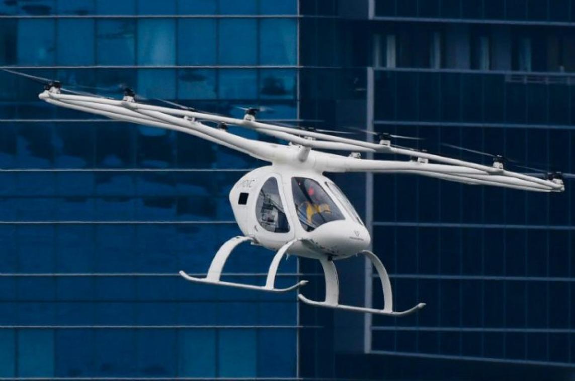 Duitse vliegende taxi maakt succesvolle testvlucht in Singapore