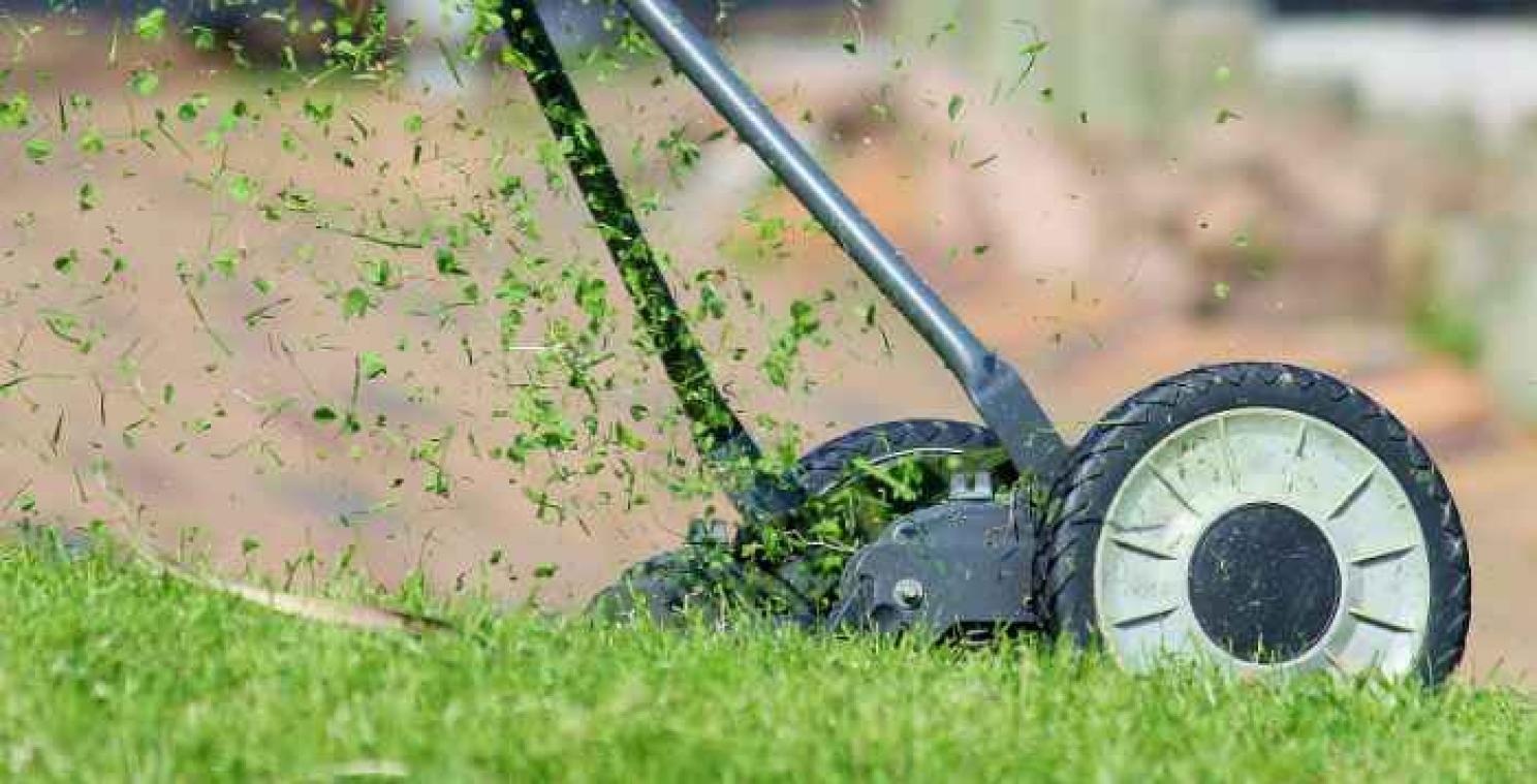 Finse postbodes moeten deze zomer bijklussen als tuinier