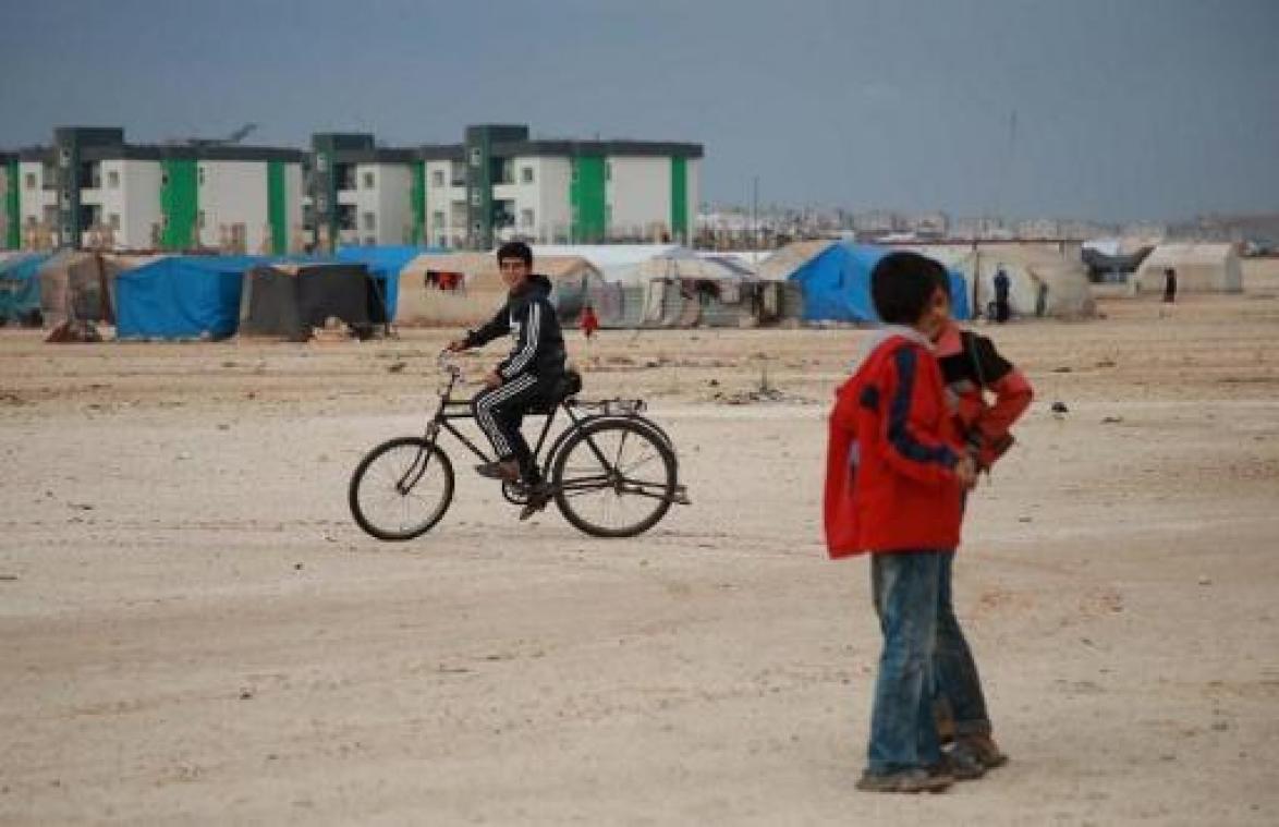 Russische militaire politie patrouilleert in noorden van Syrië