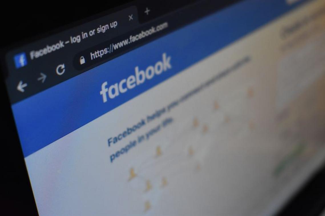 Facebook-gebruik in de VS loopt sterk achteruit