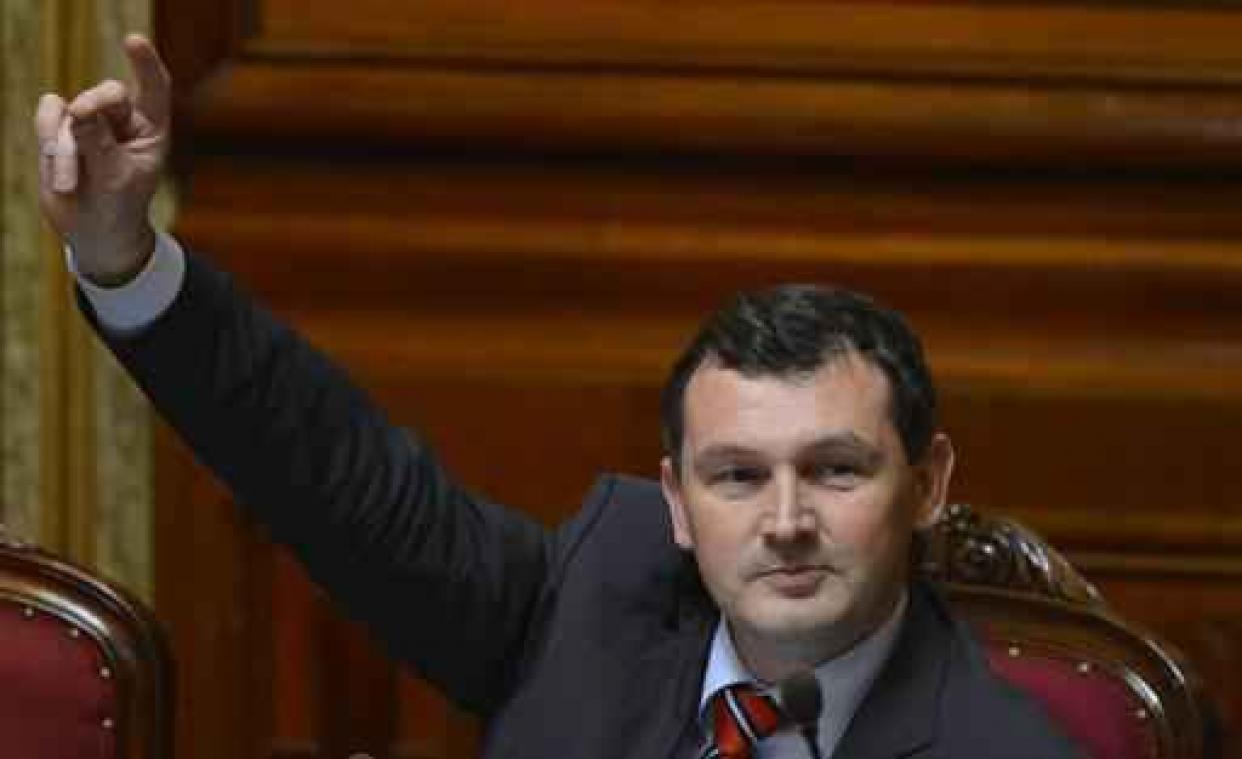 Karl Vanlouwe boos over beledigingen Bert Anciaux