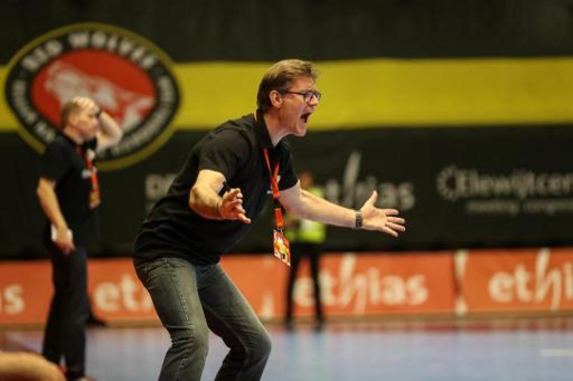 Kwal. WK handbal 2021 (m) - Red Wolves nemen eerste horde en spelen zondag tegen Turkije voor groepswinst
