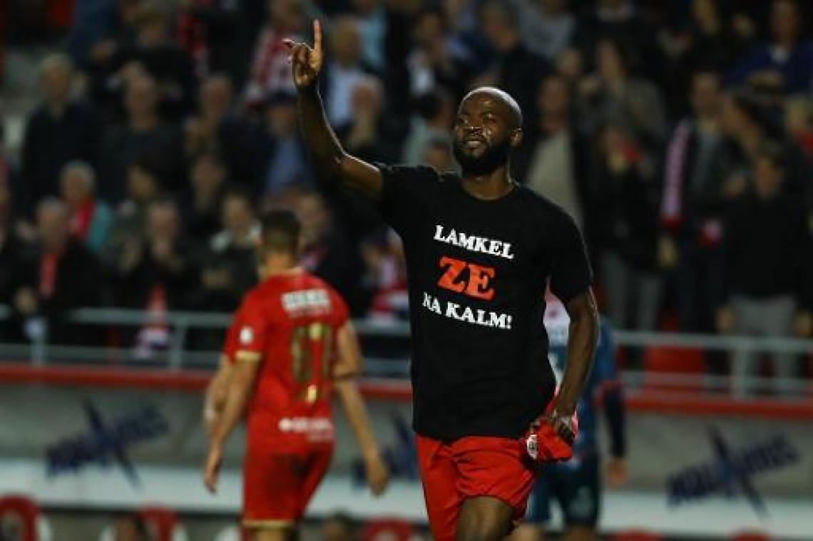 Jupiler Pro League - Antwerp legt KV Kortrijk over de knie, Zulte Waregem klopt KV Oostende