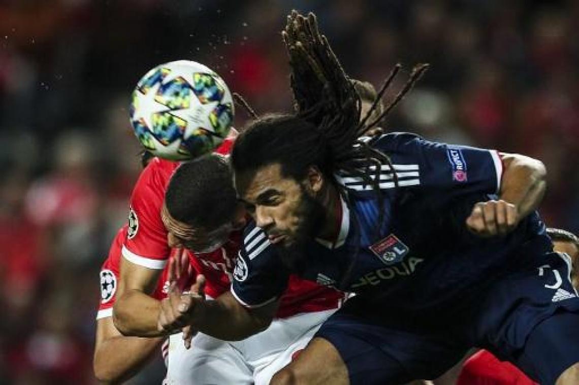 Belgen in het buitenland - Assistgever Denayer en Lyon beëindigen zwarte reeks tegen Metz
