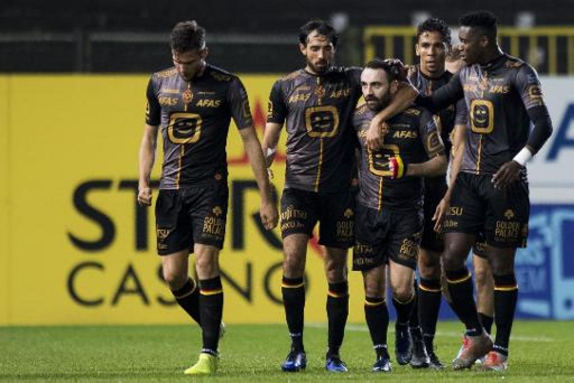 Jupiler Pro League - KV Mechelen blijft na winst in Beveren meedraaien op kop