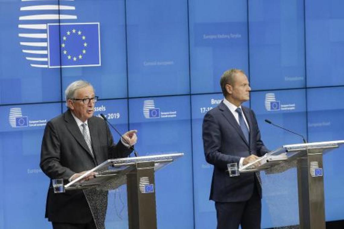 Wilmès krijgt Europese felicitaties