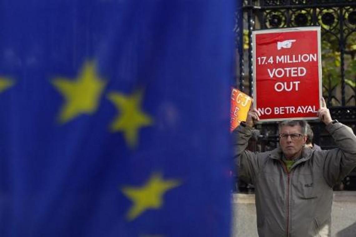 "Deal van Johnson kost Britse economie 70 miljard pond"