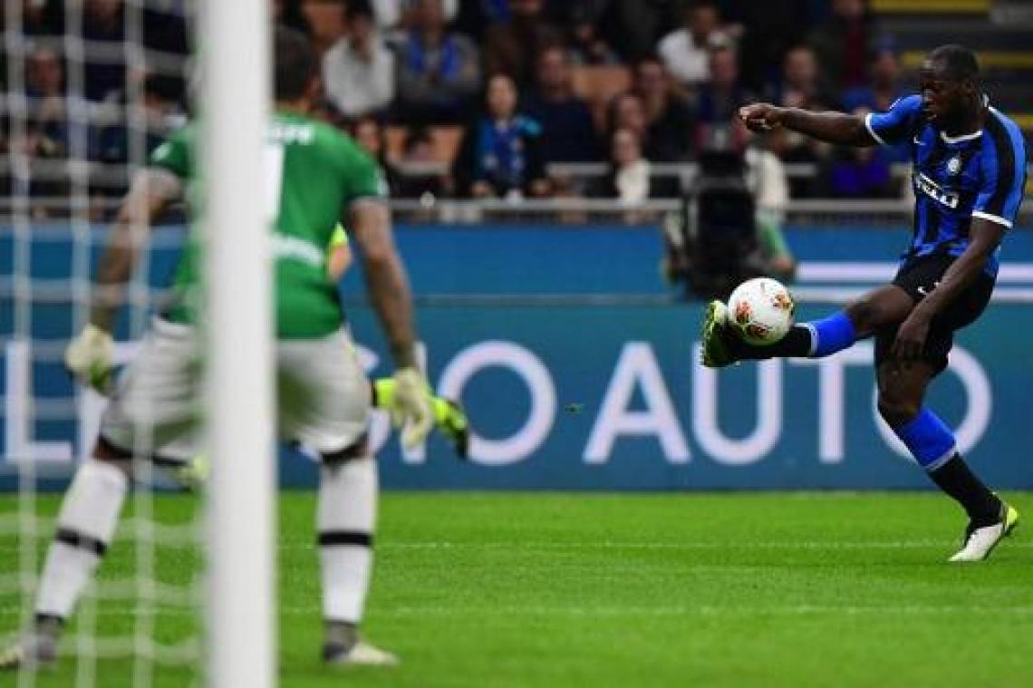 Belgen in het buitenland - Lukaku helpt Inter bij Brescia aan zege en leidersplaats