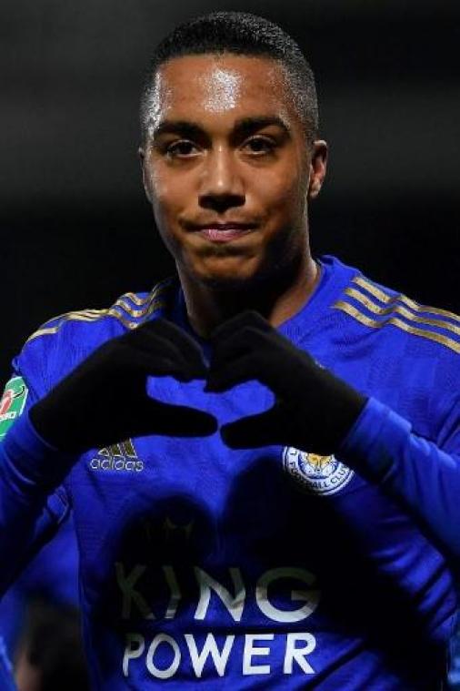 Belgen in het buitenland - Tielemans is beslissend voor Leicester in League Cup, Raman maakt er twee in Duitse beker