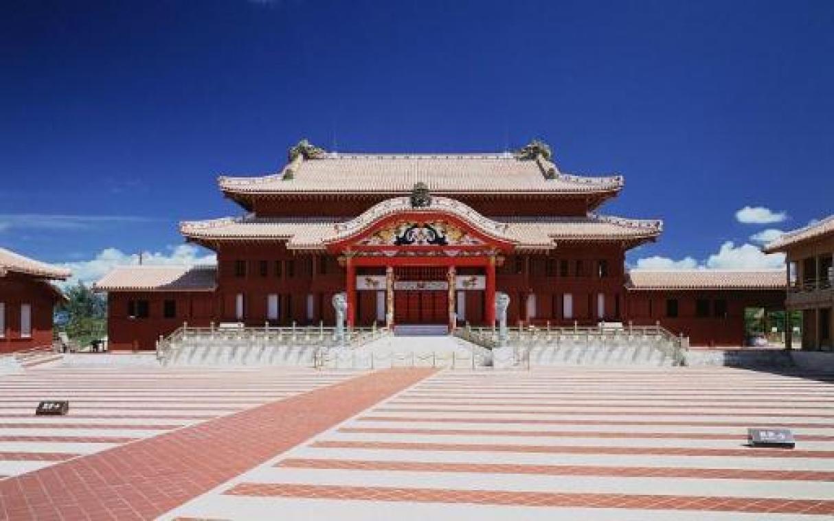 Hoofdgebouw van wereldberoemd Shuri-kasteel in Japan gaat in vlammen op