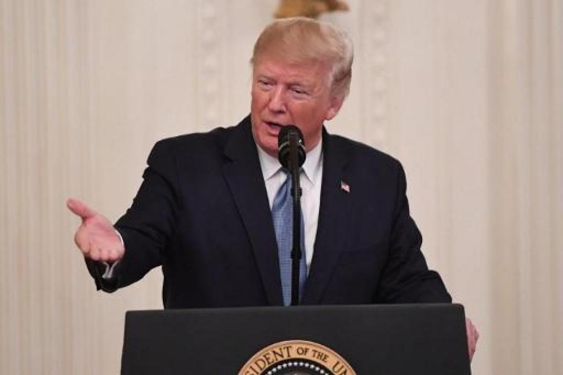 Topadviseur van Trump neemt ontslag vlak voor getuigenis in Huis van Afgevaardigden