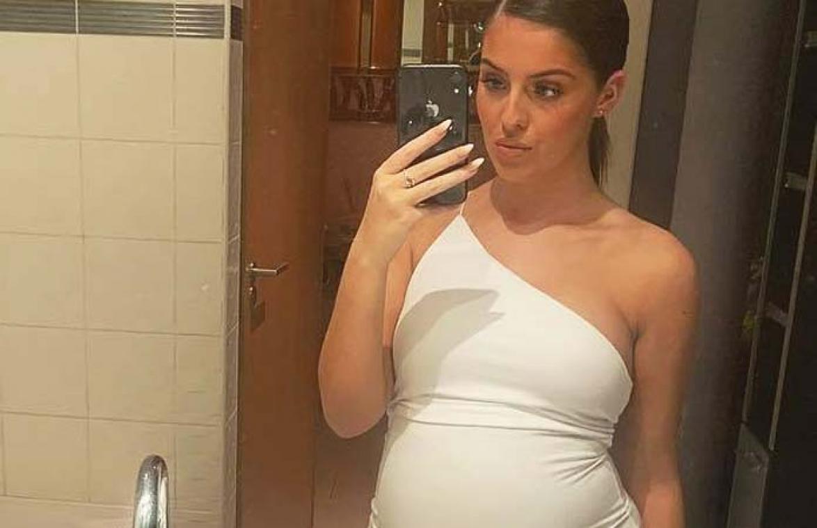 Ongeboren baby heeft 'onbeleefde' boodschap voor haar moeder