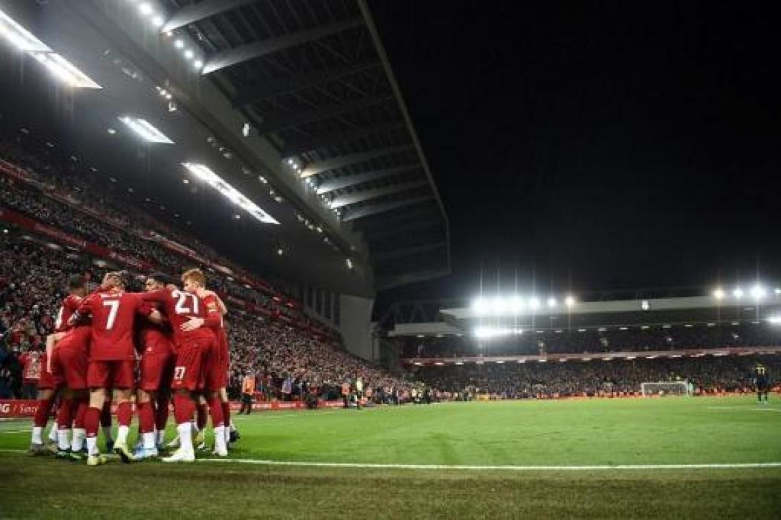 Belgen in het buitenland - Twee doelpunten van Origi helpen Liverpool voorbij Arsenal in League Cup