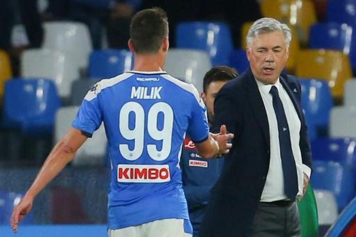 Belgen in het buitenland - Topper tussen Napoli en Atalanta, met invallers Mertens en Castagne, eindigt onbeslist
