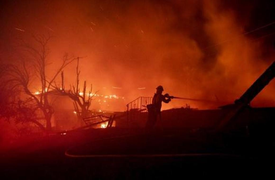 Nieuwe bosbranden in de buurt van Los Angeles