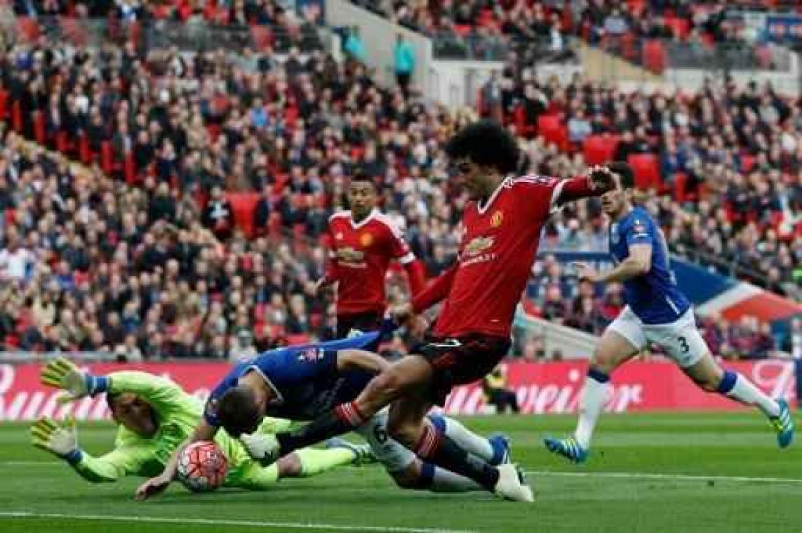 Belgen in het buitenland - Fellaini leidt Manchester United naar finale FA Cup