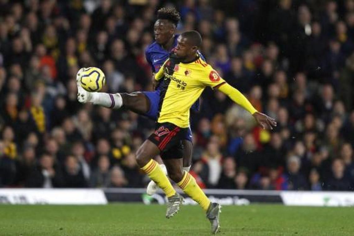Belgen in het buitenland - Chelsea sprokkelt driepunter bij rode lantaarn Watford