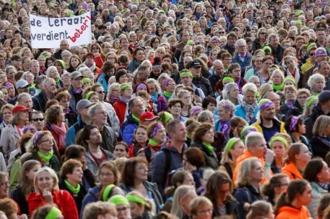 Lerarenstaking Nederland gaat toch door