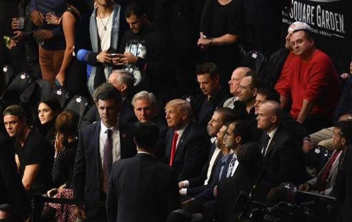 Trump uitgejouwd tijdens MMA-meeting in New York
