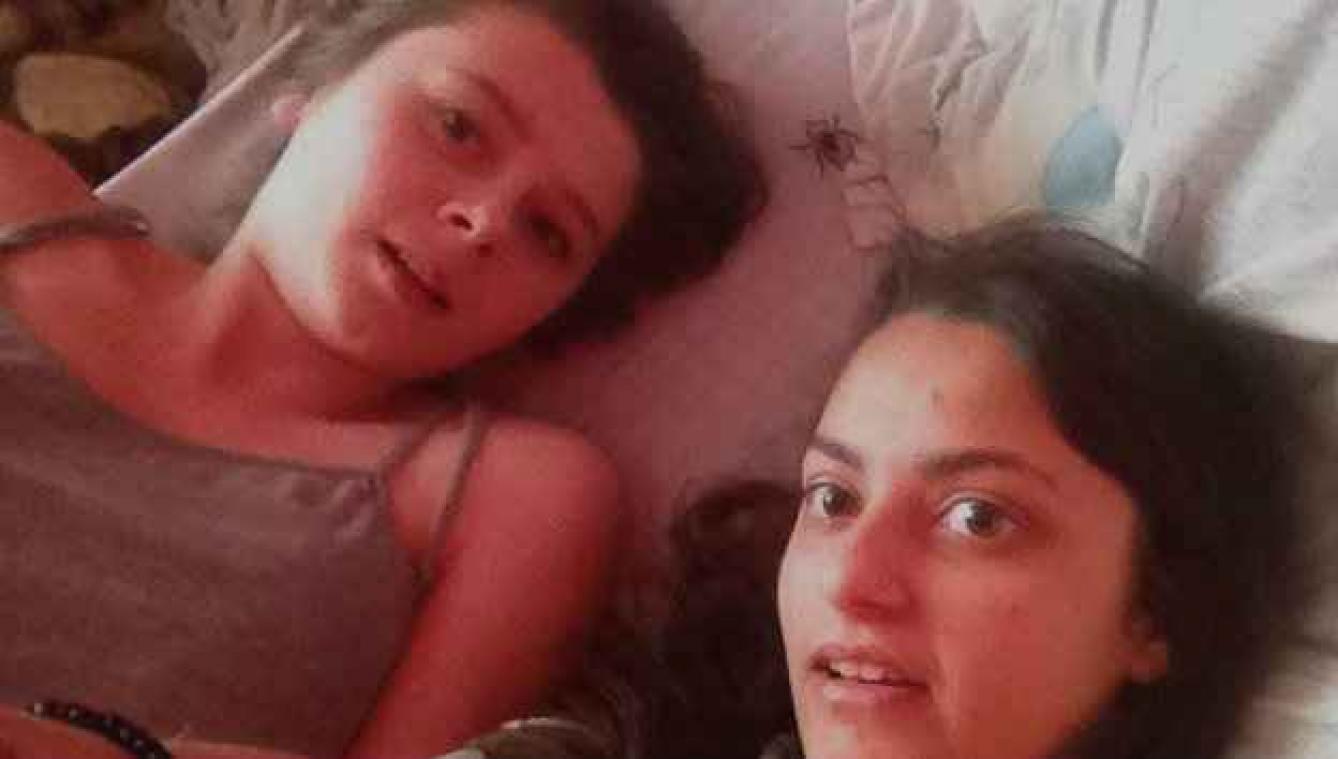 Wat er gebeurt als er een spin in de selfie zit