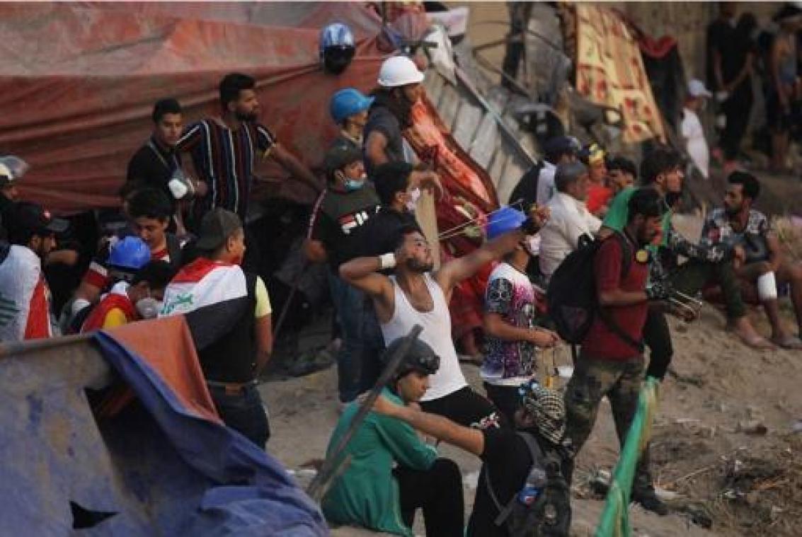 Protest Irak - Blokkades leggen land lam, premier roept op tot kalmte