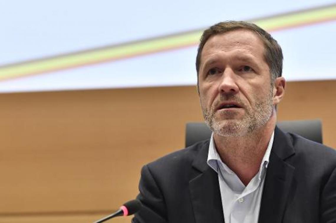 Magnette wil met tien partijen over de grote uitdagingen van ons land praten
