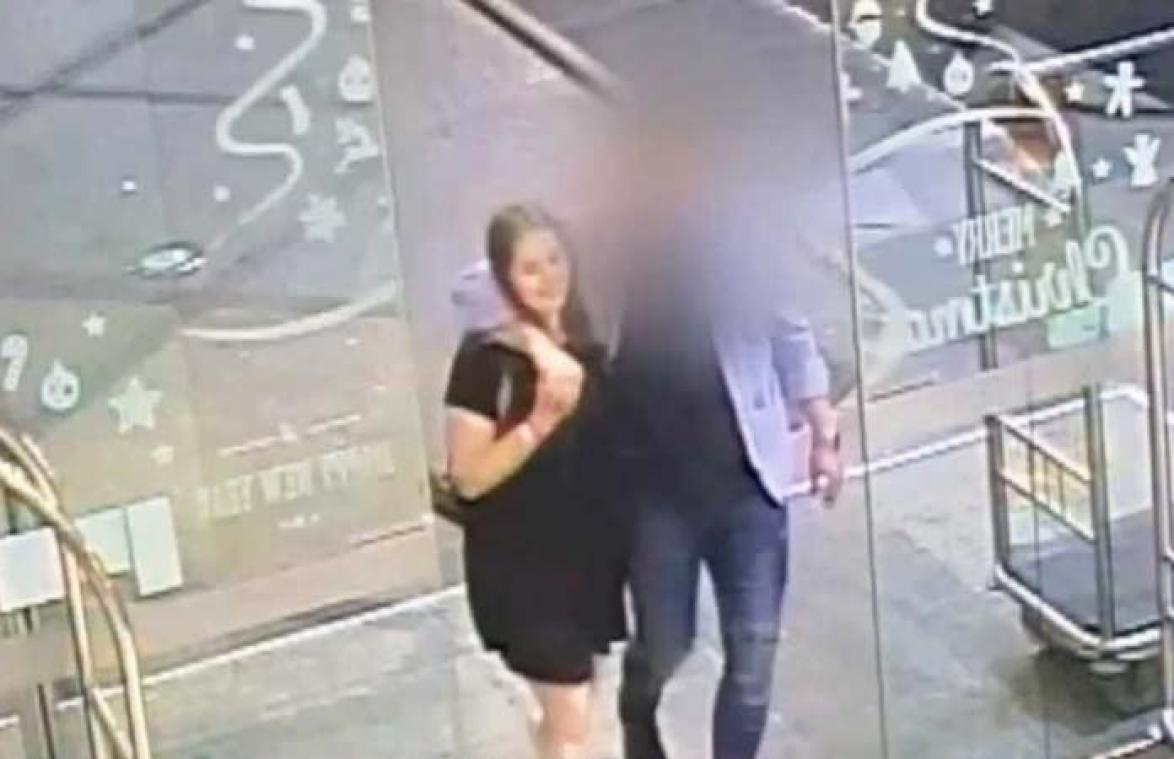 Beelden tonen Britse toeriste vlak voordat ze vermoord wordt door Tinderdate