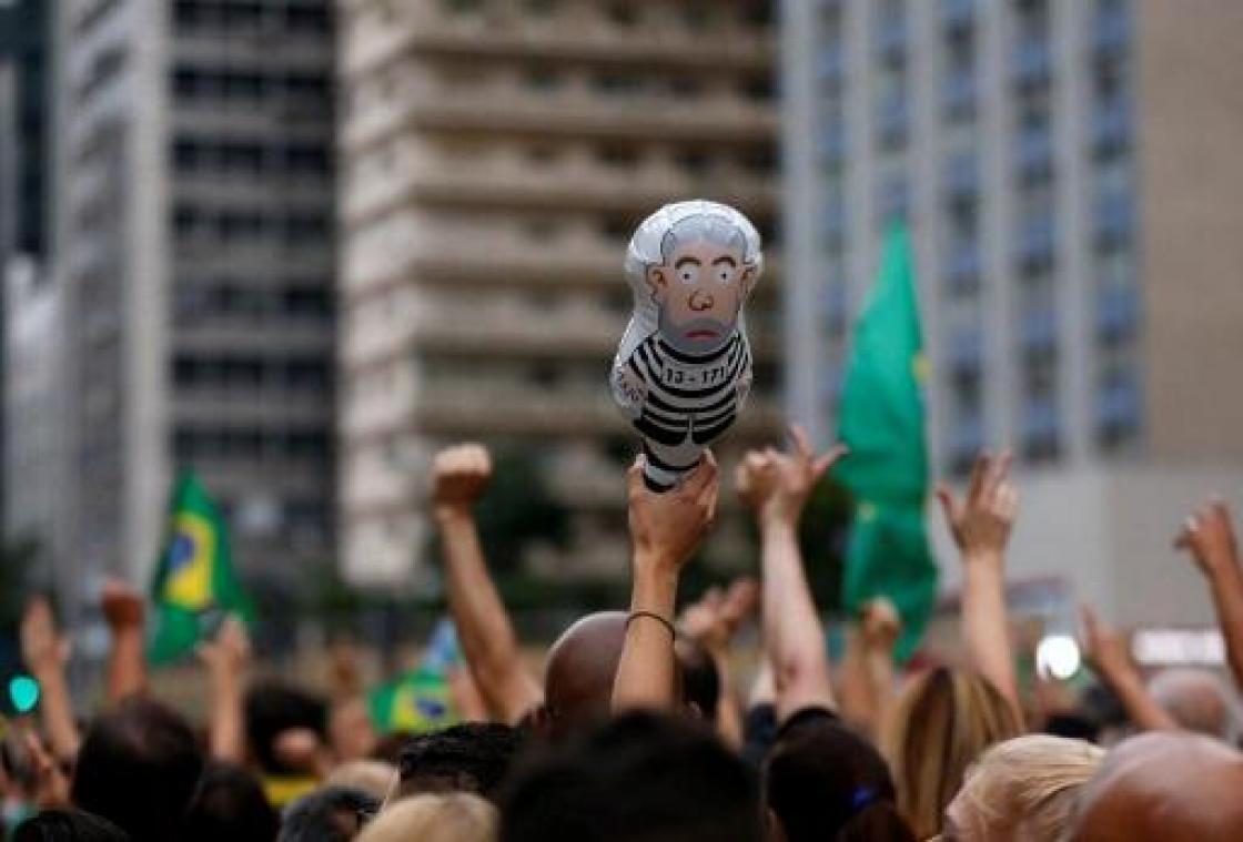 Duizenden Brazilianen protesteren tegen vrijlating van Lula