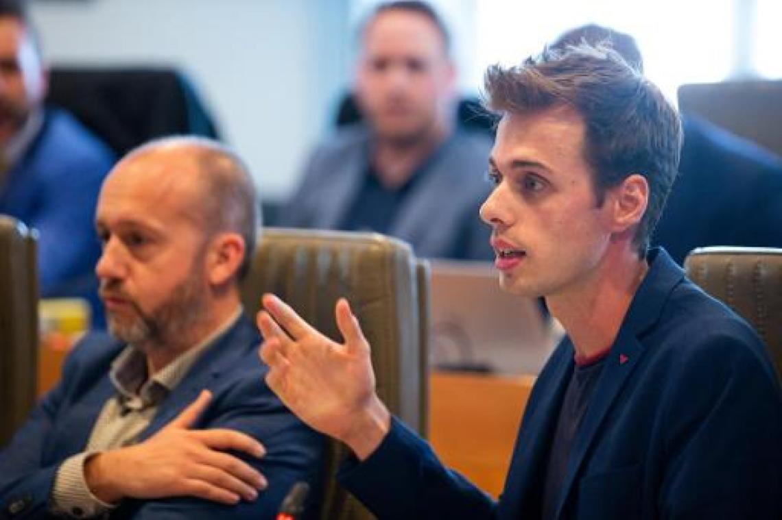 Oppositie laakt besparingen voor cultuursector