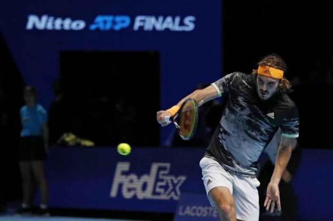 Tsitsipas opent in Londen met zege tegen Medvedev