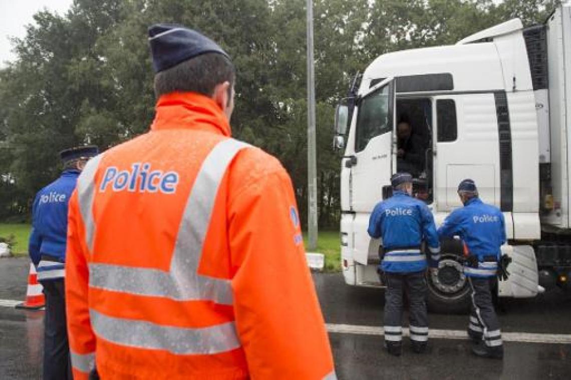 Wegpolitie dreigt hele maand te staken na straf voor schot