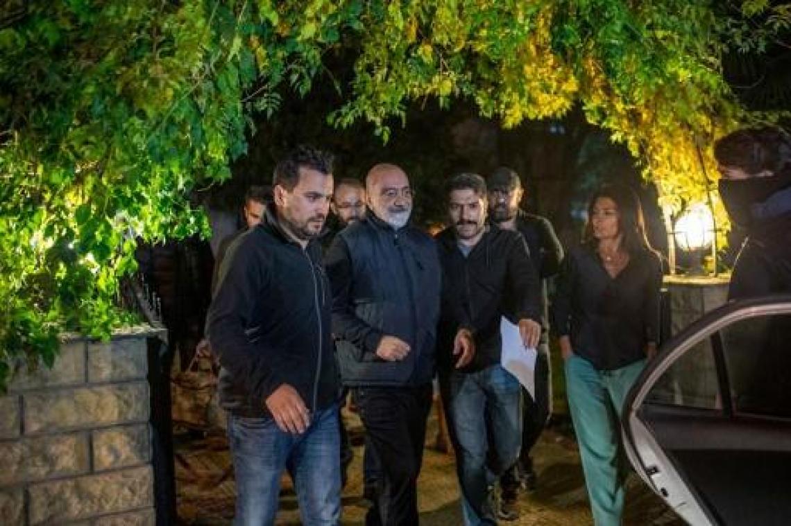 Turkse journalist Ahmet Altan acht dagen na vrijlating opnieuw gearresteerd