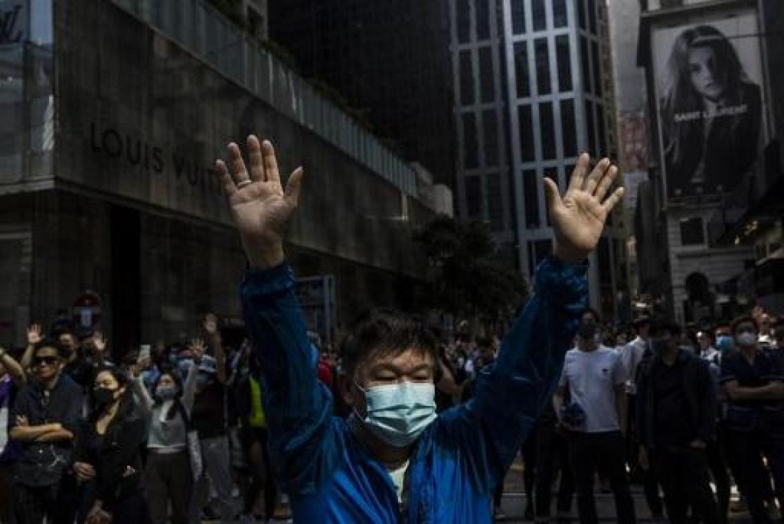 Nieuw dodelijk slachtoffer na confrontaties in Hongkong