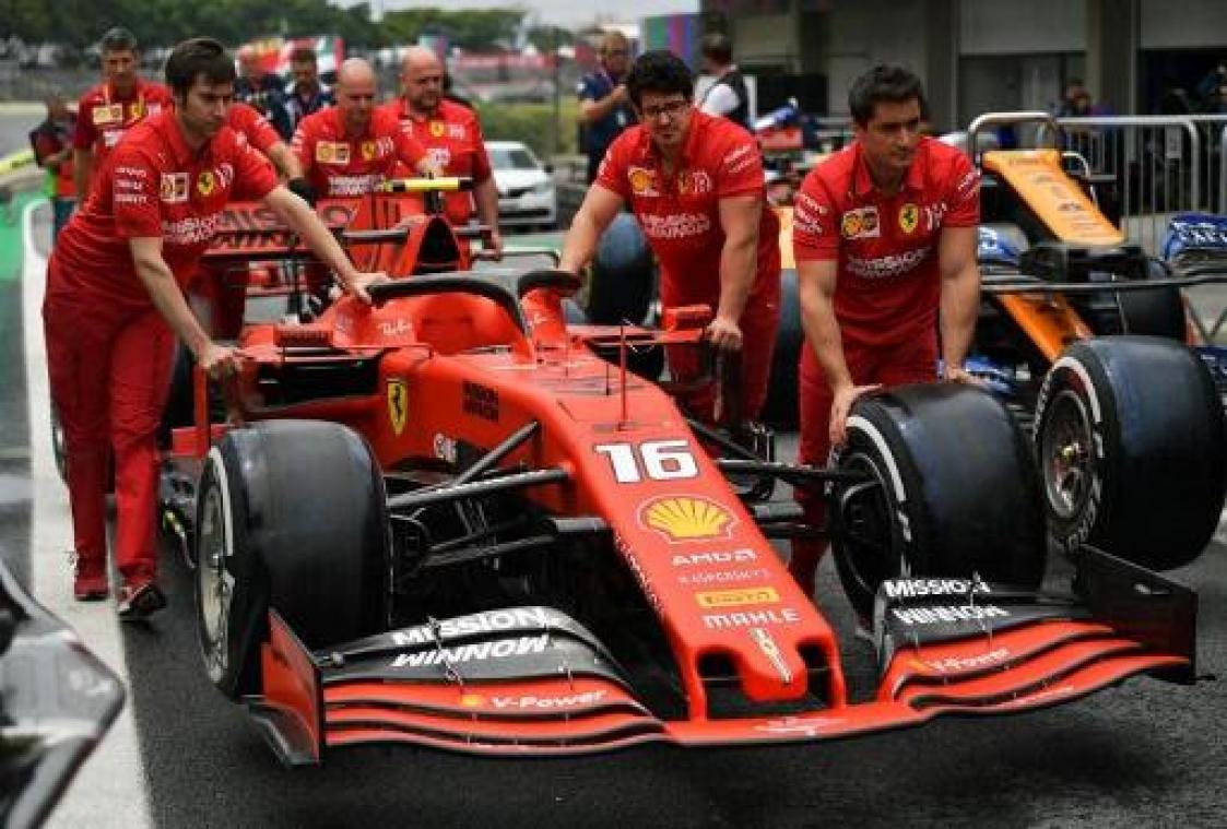 Charles Leclerc verliest tien plaatsen op startgrid F1 - GP van Brazilië