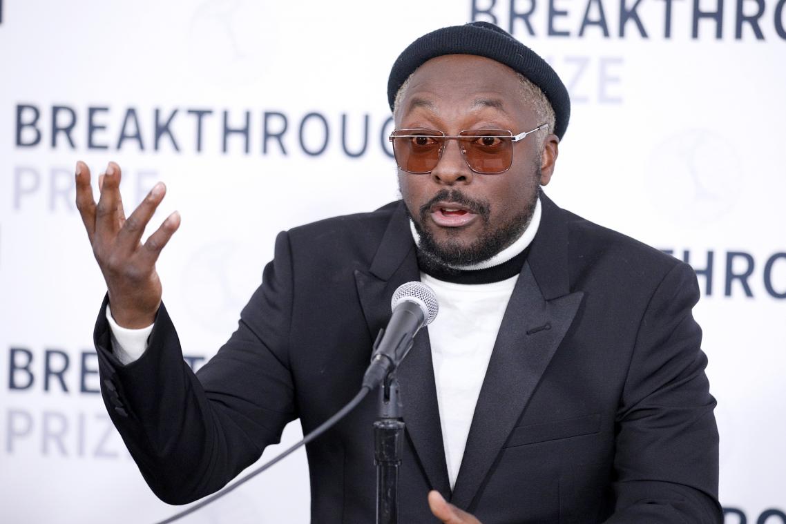 Will.i.am onder politiebegeleiding van vlucht gehaald door "racistische" stewardess