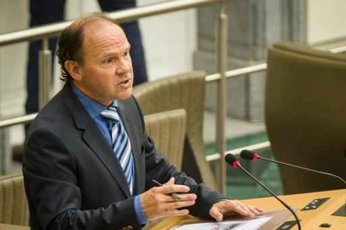 Inperking loopbaanonderbreking zonder wedde is "gerechtvaardigde gelijkschakeling"