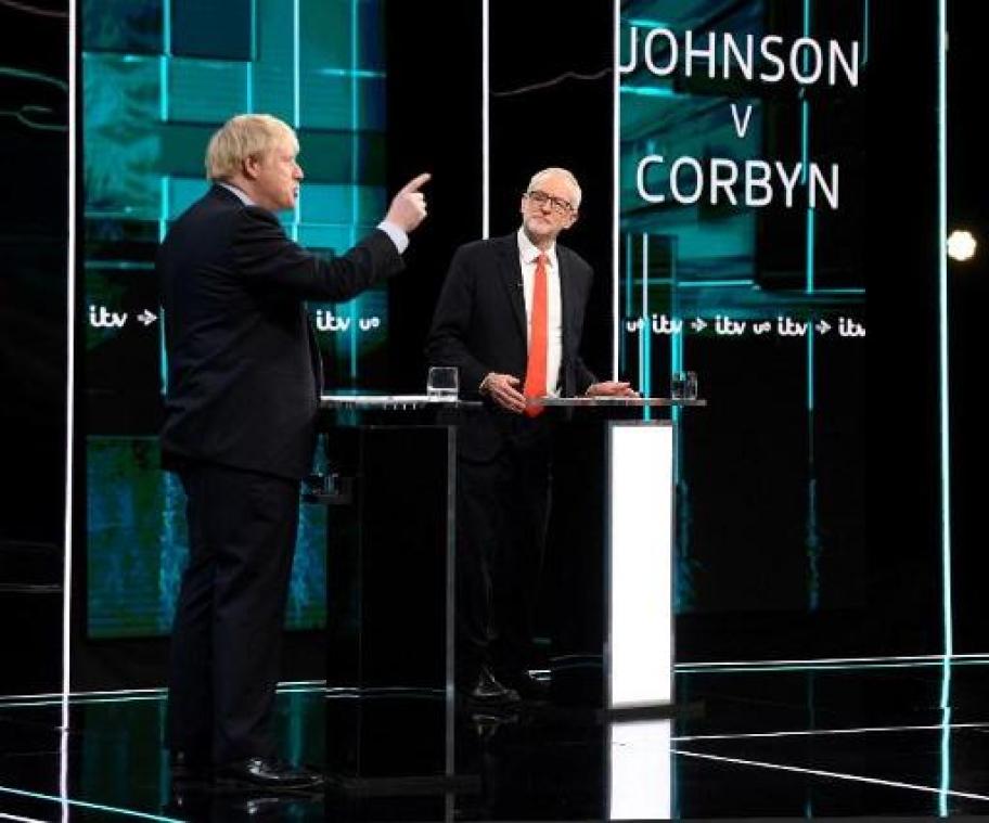 Brexit - Johnson en Corbyn debatteren op televisie over brexit en kerstcadeaus