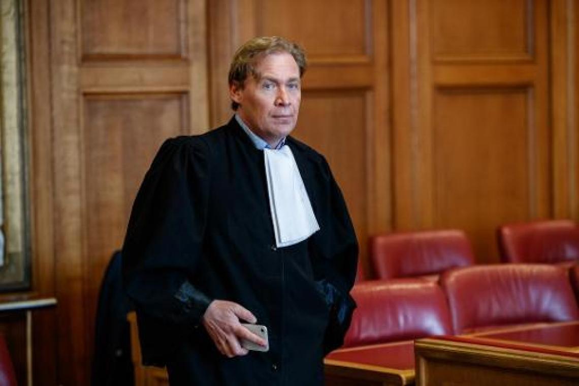 Eerste strafklacht voor 'onmenselijke' behandeling gevangene