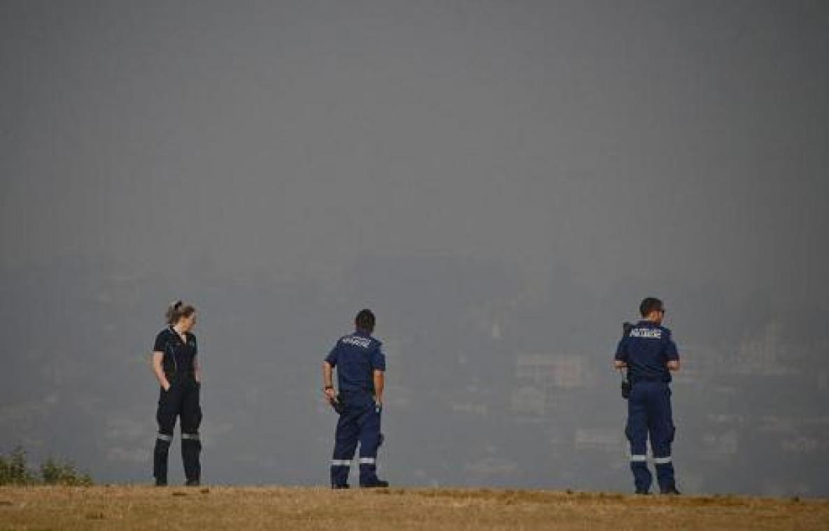 Sydney in rook gehuld