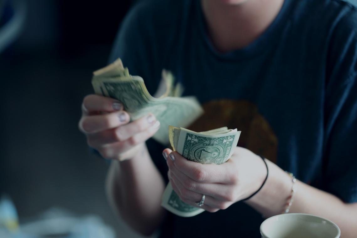 Op deze leeftijd geef je het meeste geld uit