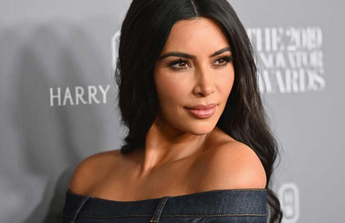 Kim Kardashian: "Ik durf mezelf amper nog in de spiegel te bekijken"