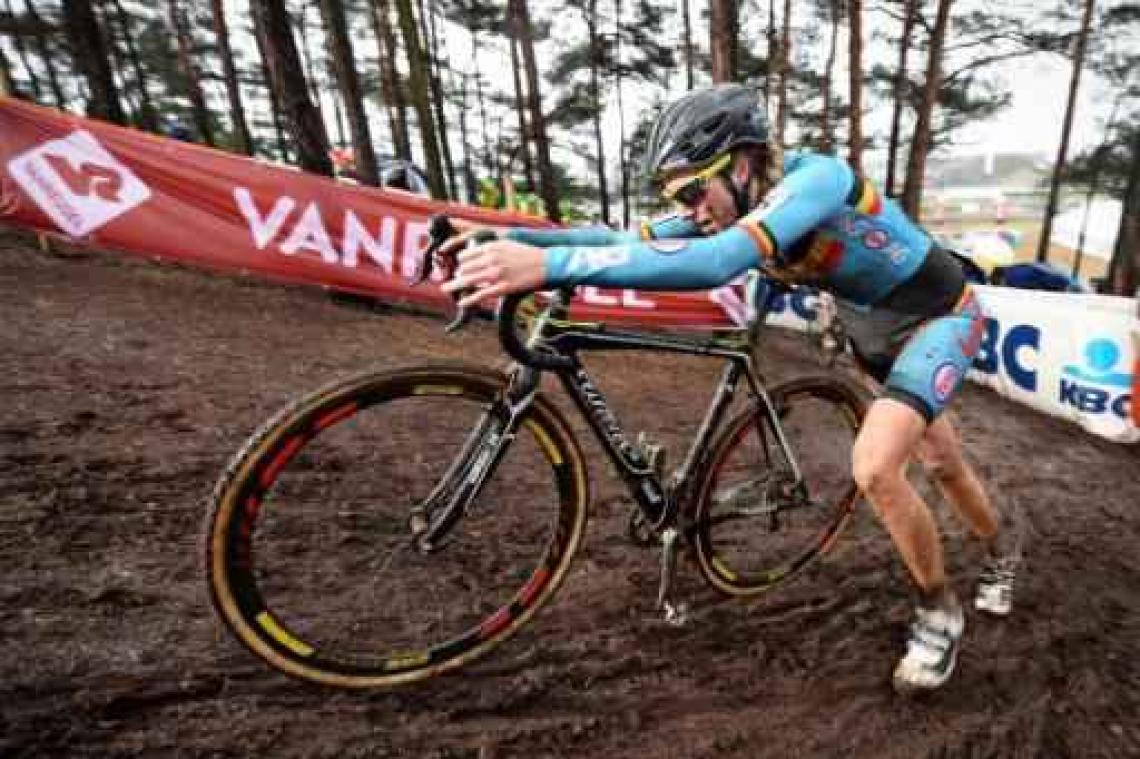 Femke Van den Driessche krijgt zes jaar schorsing en fikse boete