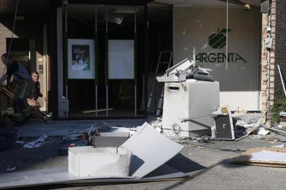 Argenta heropent helft bankautomaten