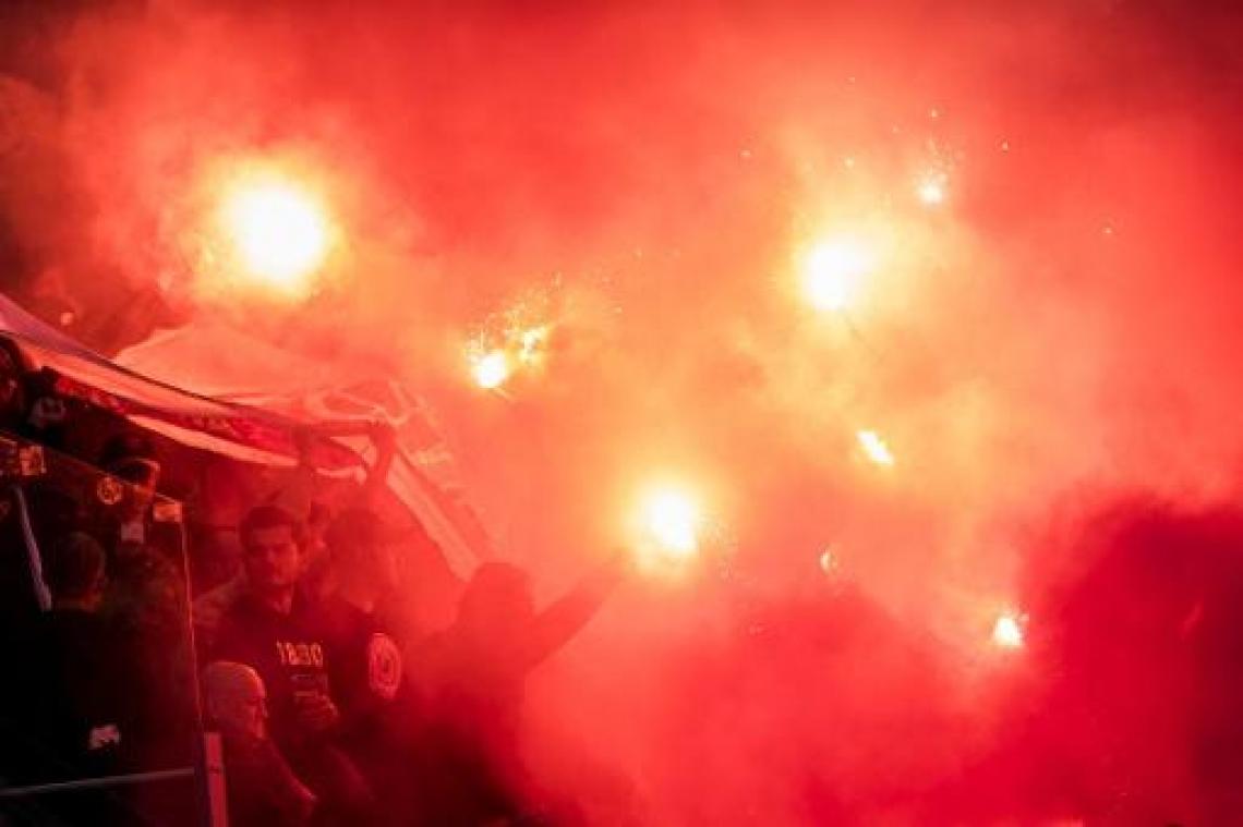 Rookpot verwondt Antwerp-supporter in rolstoel: zware straf voor de 'Great Old'