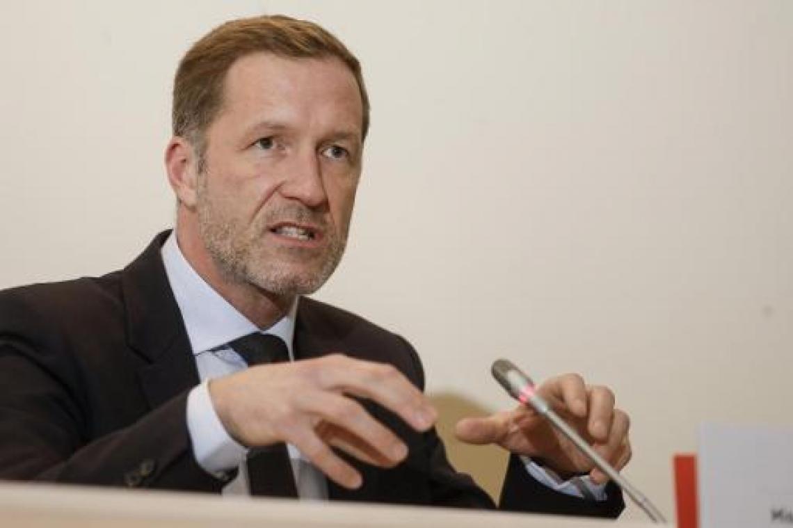 Federale formatie - Magnette legt afschaffing Senaat op formatietafel