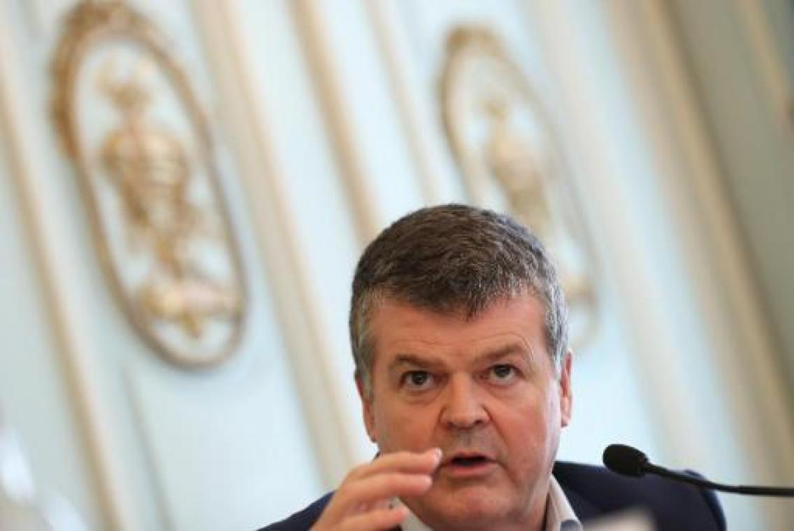 "Desinformatie rond asielcentra tegengaan met transparante communicatie"