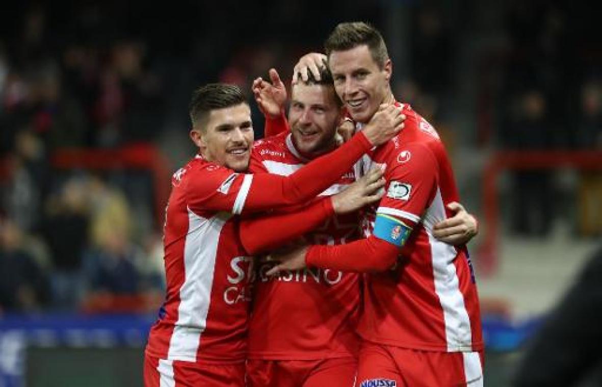 Jupiler Pro League - Racing Genk vergeet bij debuut van coach Wolf de drie punten mee te nemen uit Moeskroen