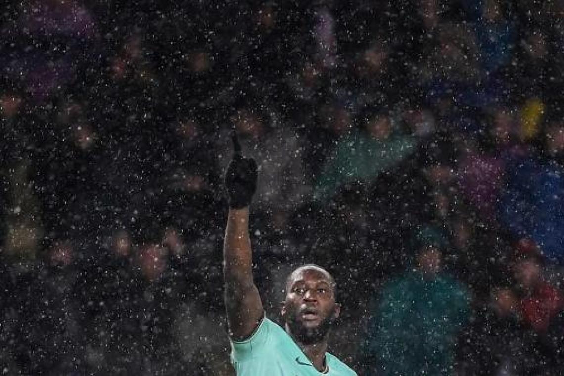 Belgen in het buitenland - Lukaku helpt Inter met treffer aan zege, Hazard en Courtois met Real vlot voorbij Januzaj